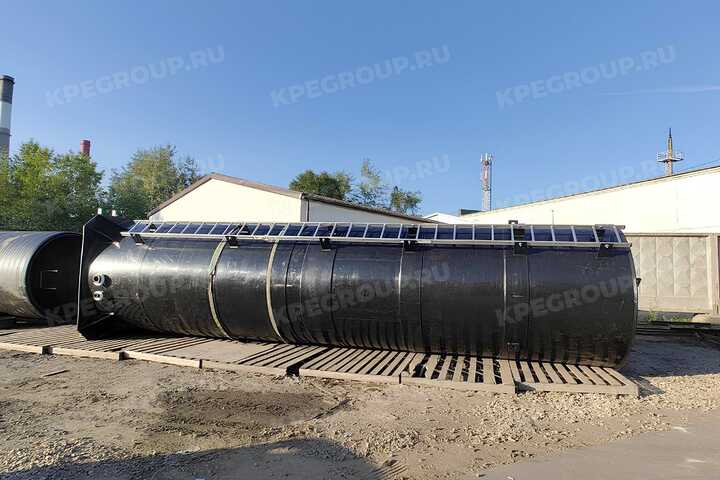 Цилиндрическая пластиковая емкость объемом 33 м³ 1